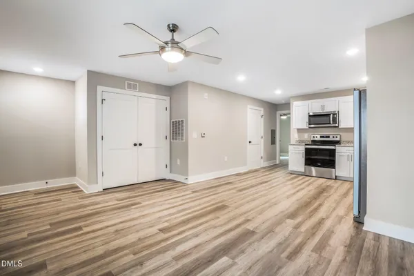 $1,238 | 303 Linwood Street, Unit 303, Apex, NC 27502