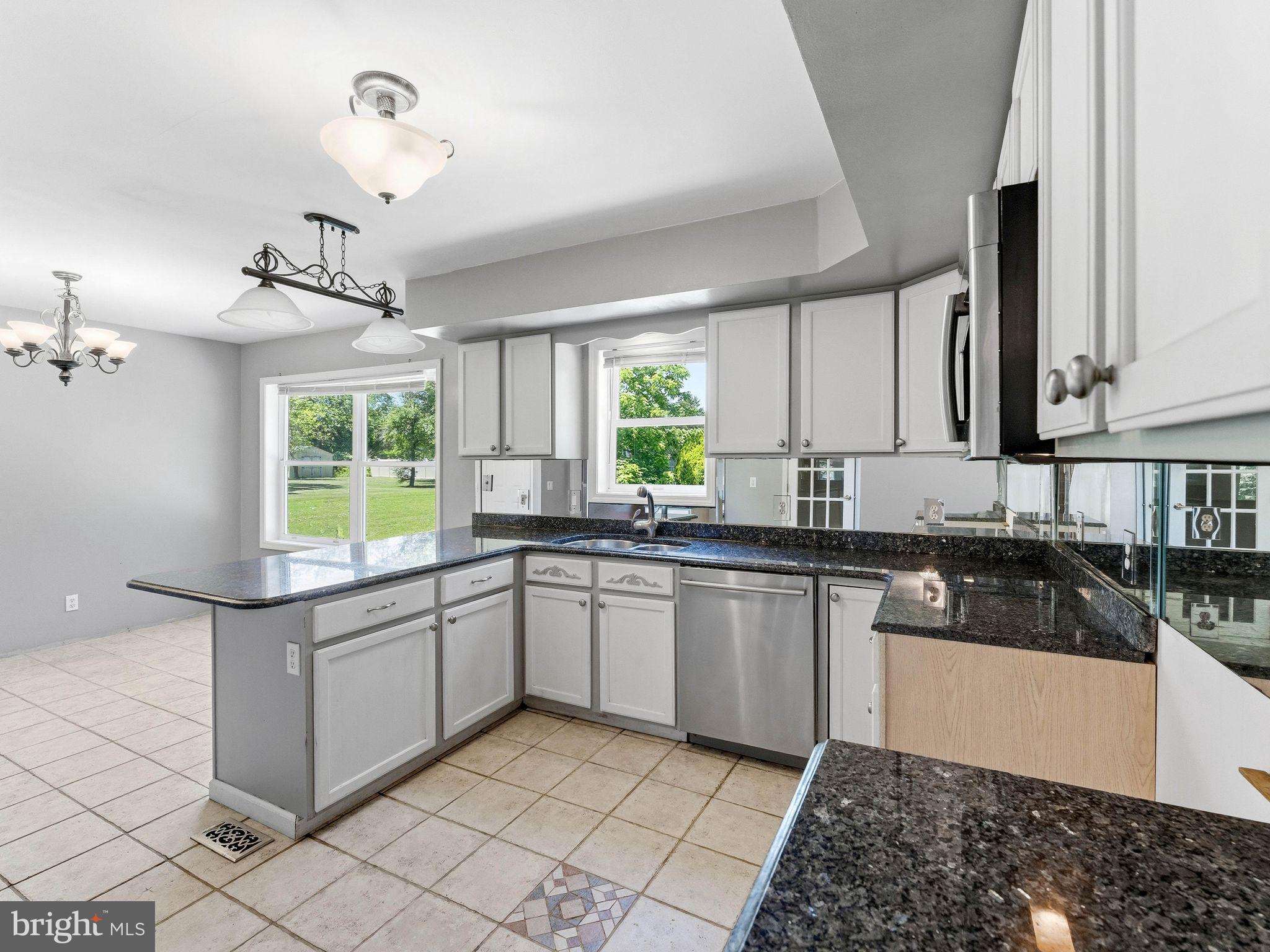 115 East Malaga Road Williamstown, NJ 08094 - Photo 12 of 39