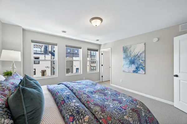 $1,085,000 | 875 Fls Passage West, Unit C, St. Paul, MN 55116