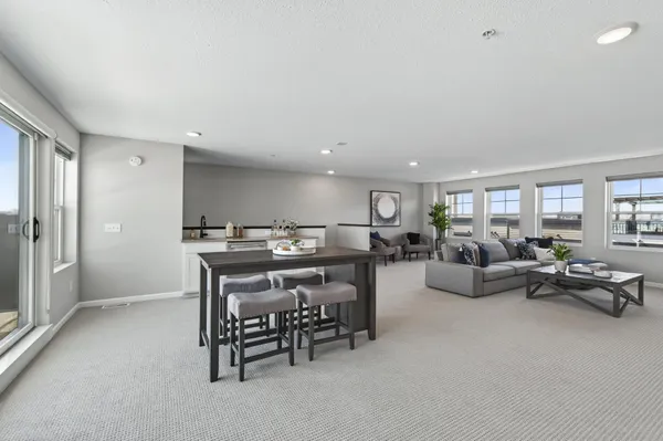 $1,085,000 | 875 Fls Passage West, Unit C, St. Paul, MN 55116
