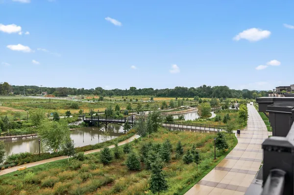 $1,085,000 | 875 Fls Passage West, Unit C, St. Paul, MN 55116