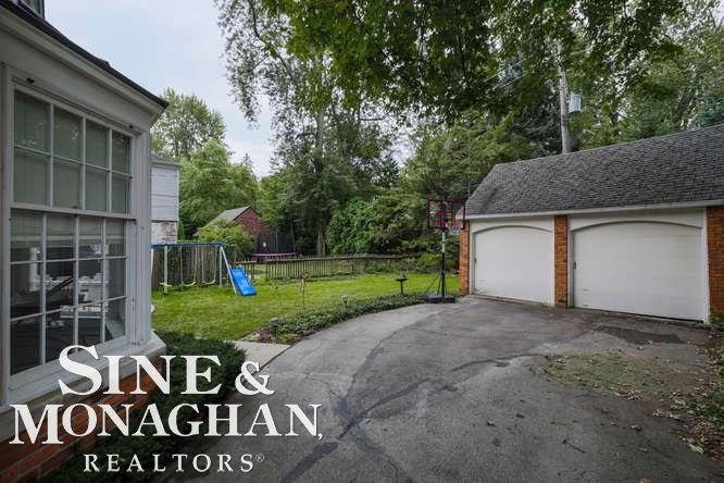 113 Moran Road Grosse Pointe Farms, MI 48236 - Photo 37 of 43