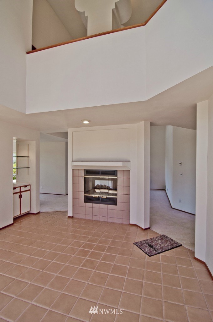 4108 Southwest Thistle Street Seattle, WA 98136 - Photo 8 of 25 Gallery Image 8