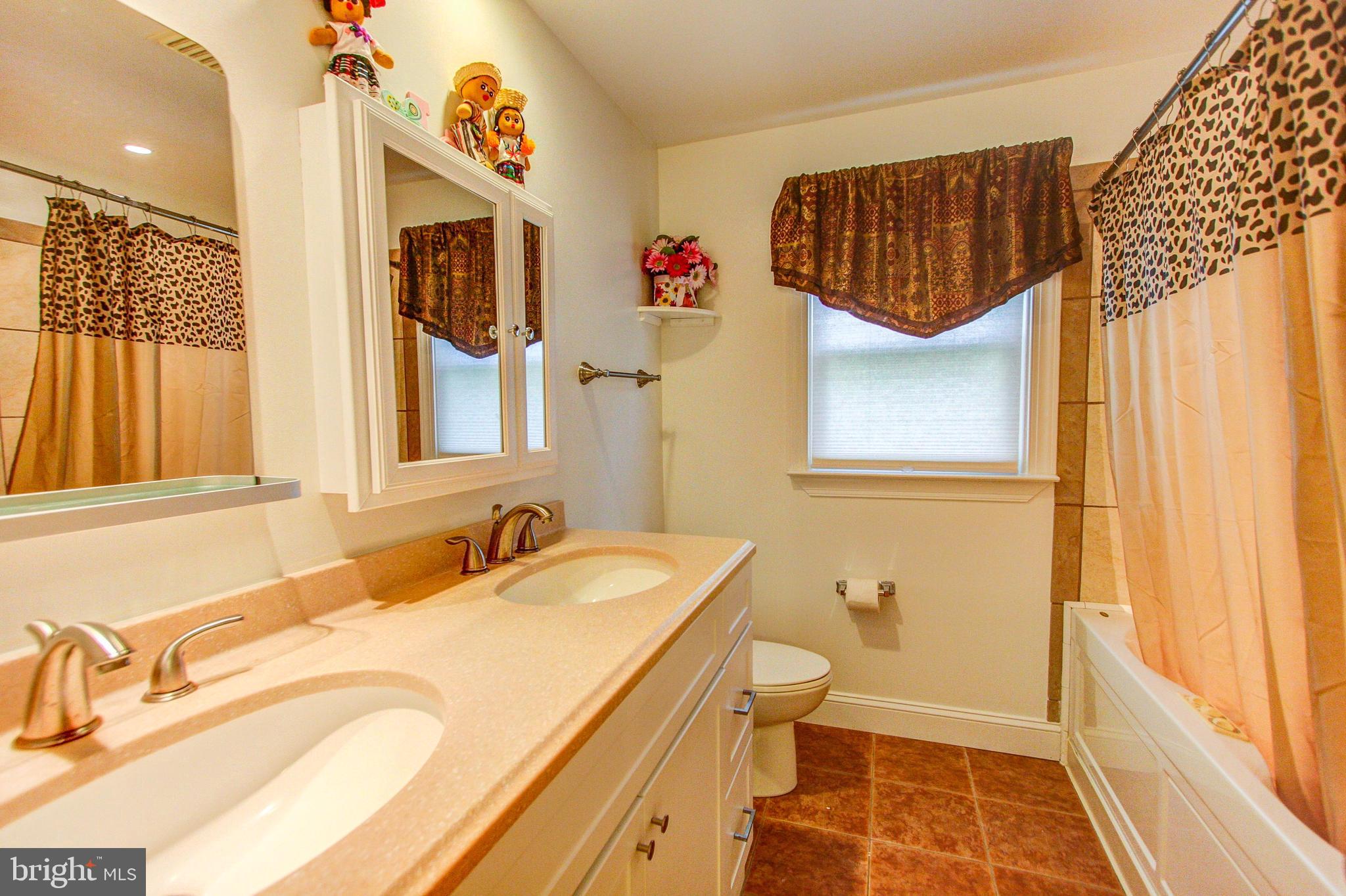 1256 Fitzwatertown Road Abington, PA 19001 - Photo 26 of 46 Gallery Image 26