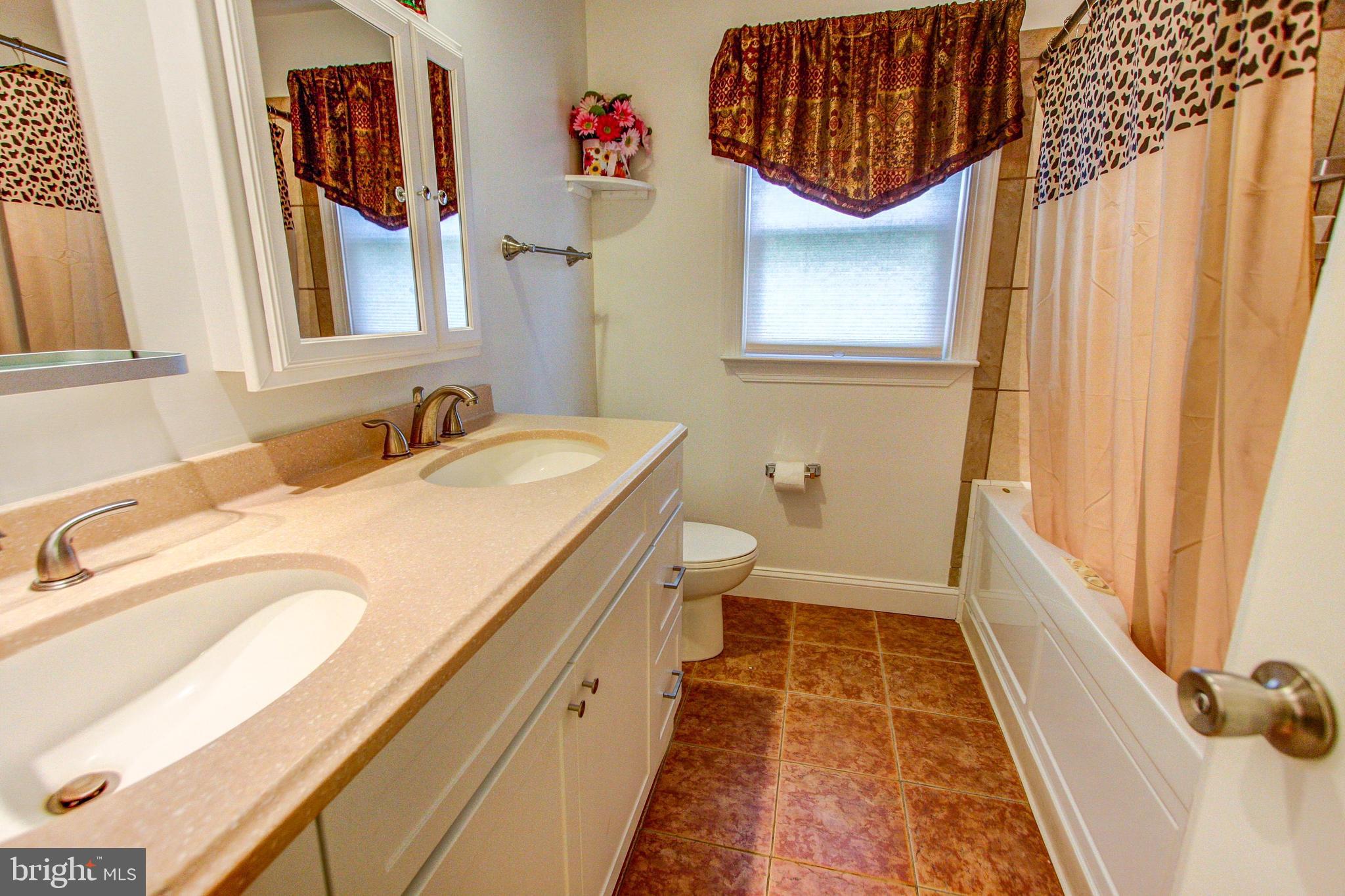 1256 Fitzwatertown Road Abington, PA 19001 - Photo 27 of 46 Gallery Image 27