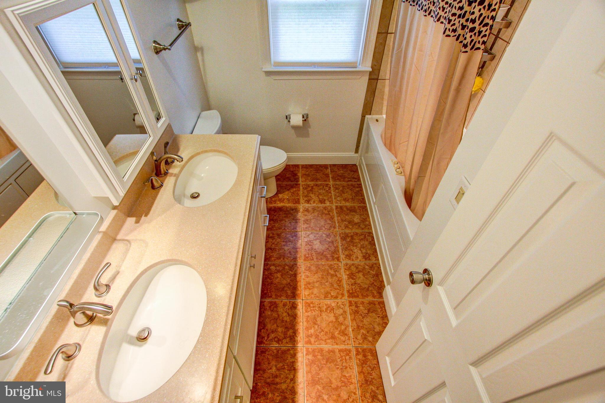 1256 Fitzwatertown Road Abington, PA 19001 - Photo 28 of 46 Gallery Image 28
