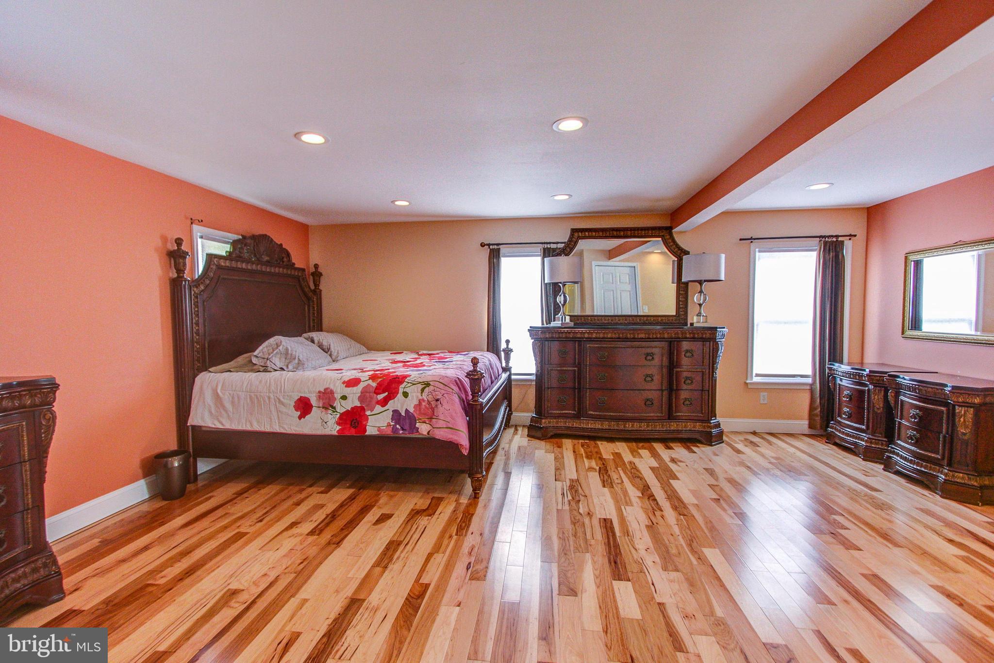 1256 Fitzwatertown Road Abington, PA 19001 - Photo 30 of 46 Gallery Image 30