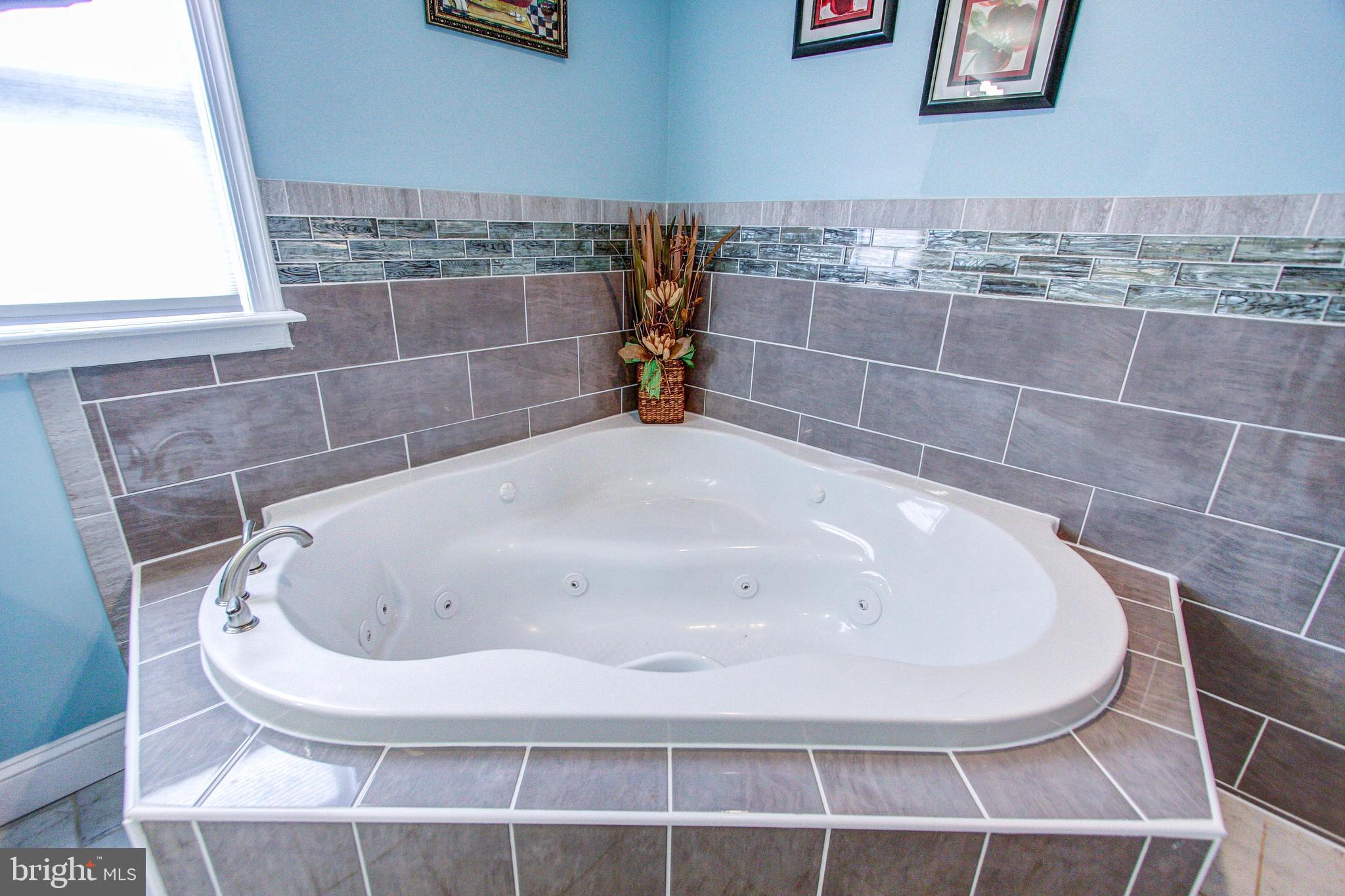 1256 Fitzwatertown Road Abington, PA 19001 - Photo 35 of 46 Gallery Image 35