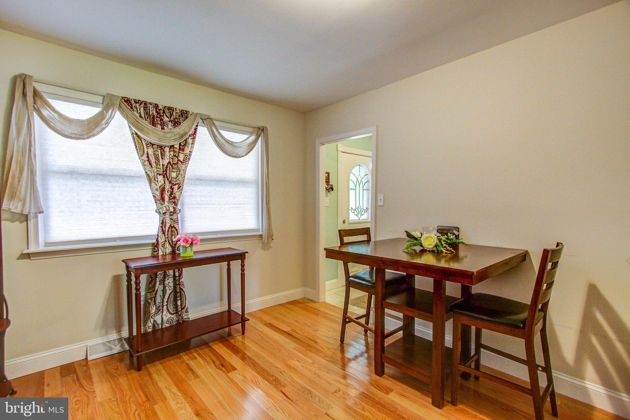 1256 Fitzwatertown Road Abington, PA 19001 - Photo 8 of 46 Gallery Image 8