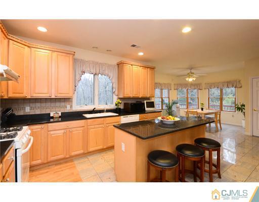 962 Ridge Road Monmouth Junction, NJ 08852 - Photo 6 of 22