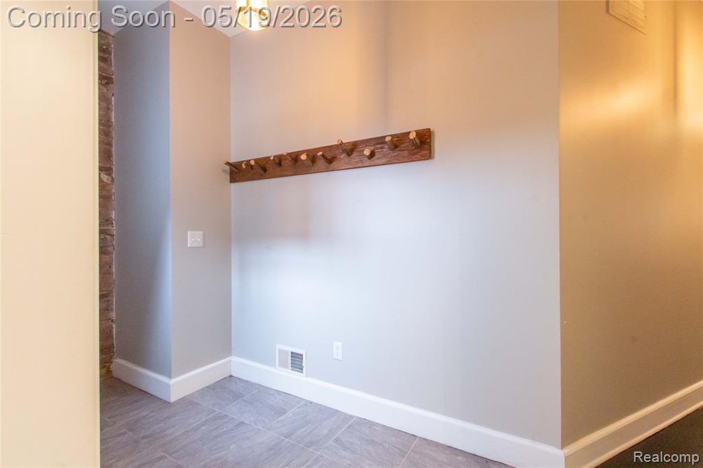4468 3rd Avenue, Unit LOWR Detroit, MI 48201 - Photo 26 of 34