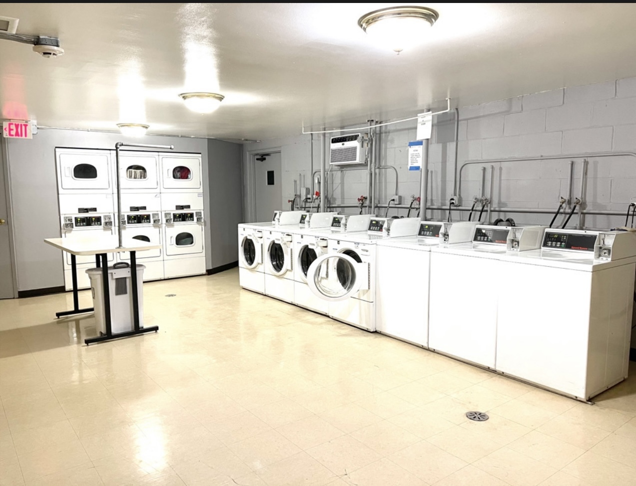 8901 North Western Avenue, Unit 211 Des Plaines, IL 60016 - Photo 16 of 17