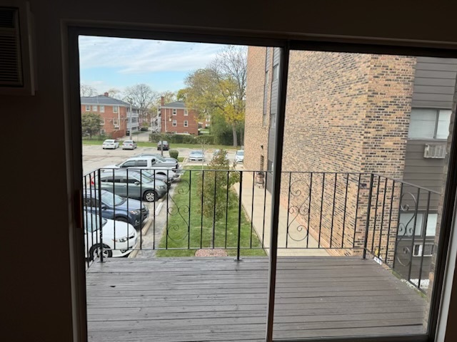 8901 North Western Avenue, Unit 211 Des Plaines, IL 60016 - Photo 8 of 17