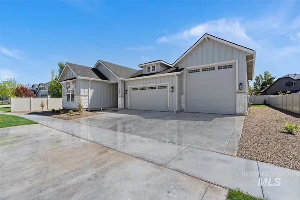 $749,900 | 2391 East Snocreek Drive, Eagle, ID 83616