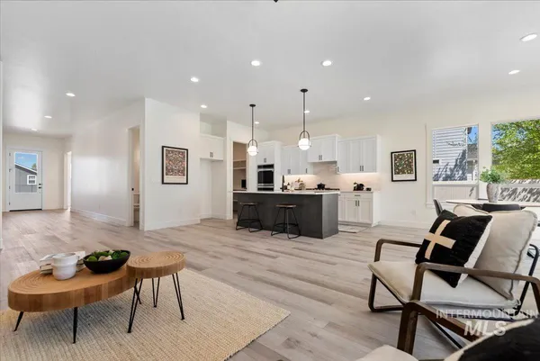 $749,900 | 2391 East Snocreek Drive, Eagle, ID 83616