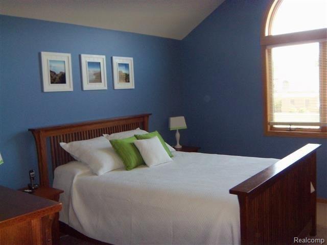 8112 Lee Road Brighton, MI 48116 - Photo 18 of 30 Bedroom 4.JPG