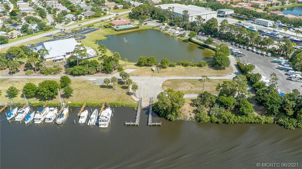 8902 Southwest Caprice Circle Stuart, FL 34997 - Photo 28 of 30 Gallery Image 28