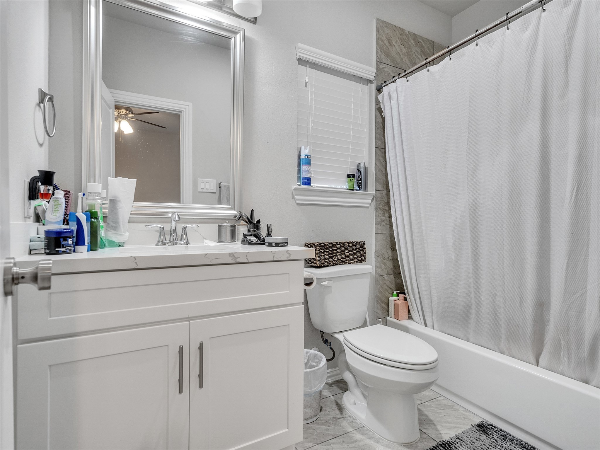2411 Charles Road, Unit A Houston, TX 77093 - Photo 15 of 33 B