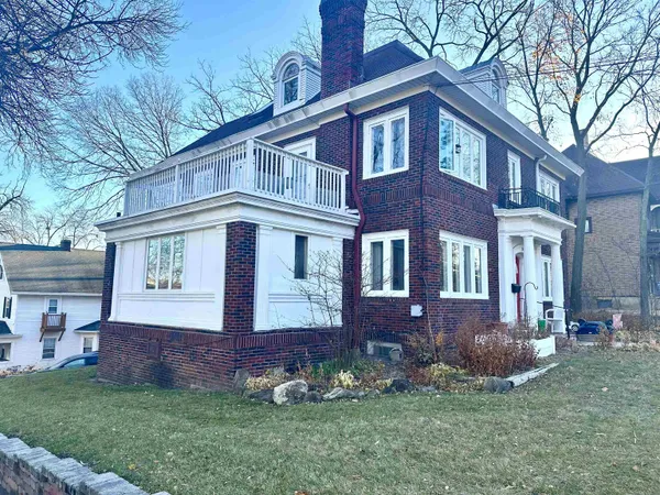 $1,225,000 | 1001 Grant Street, Madison, WI 53711