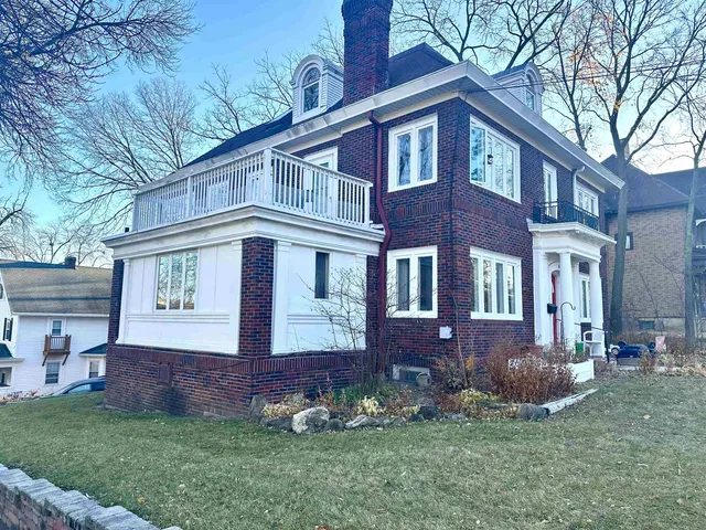 $1,325,000 | 1001 Grant Street, Madison, WI 53711