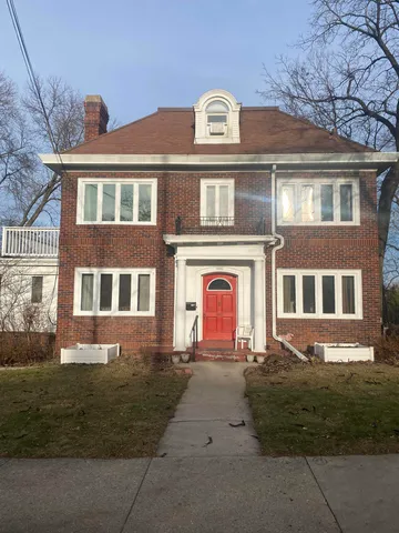 $1,325,000 | 1001 Grant Street, Madison, WI 53711