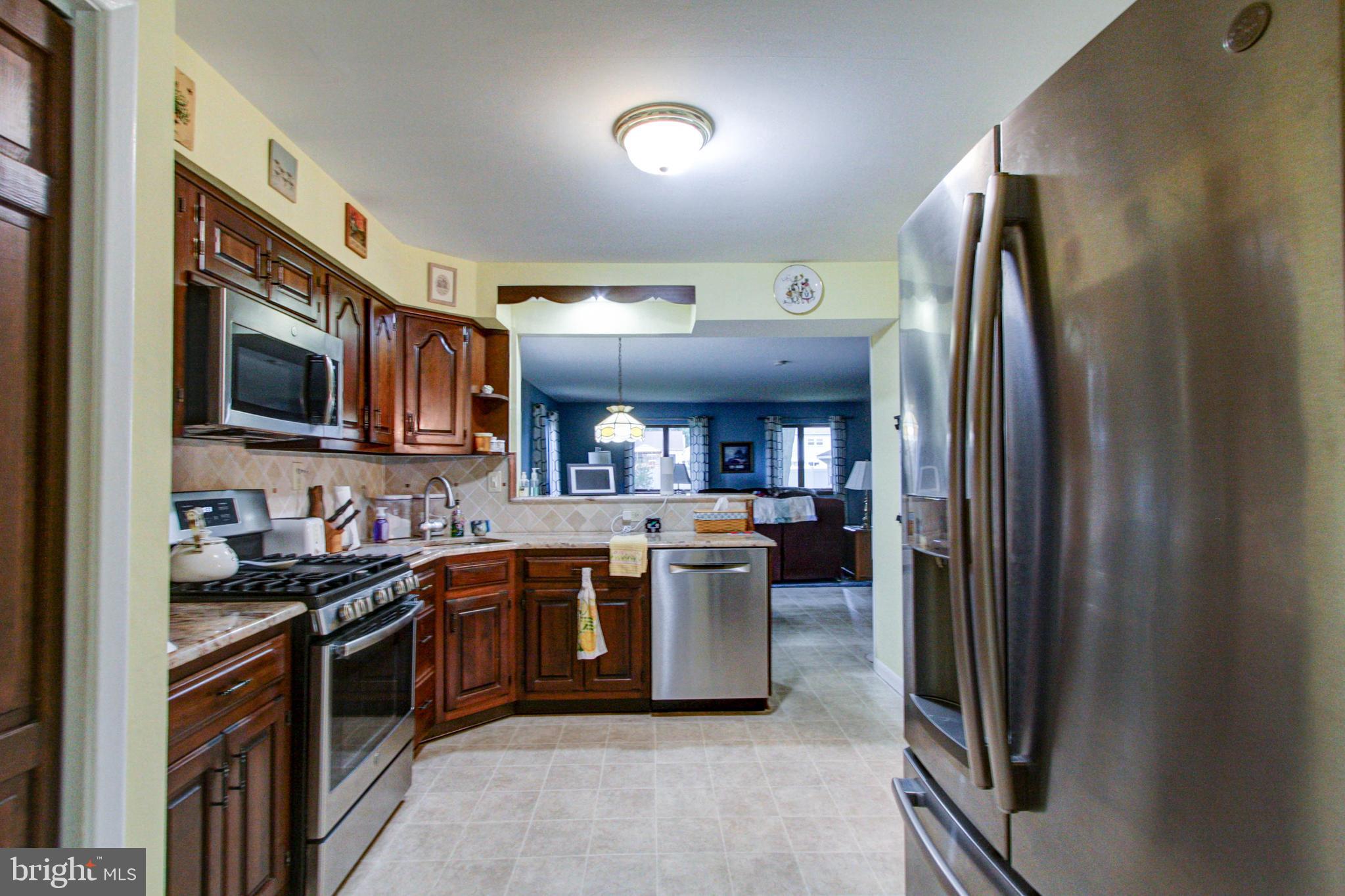 248 Hickory Road Warminster, PA 18974 - Photo 14 of 44 Kitchen from living room