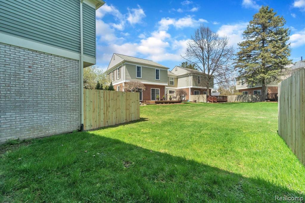1177 Pine Ridge Court, Unit 135 Rochester Hills, MI 48306 - Photo 35 of 41