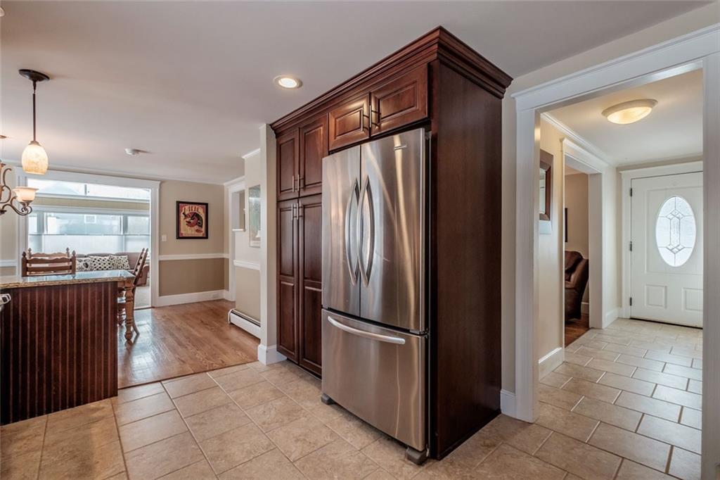 211 Middle Road Falmouth, ME 04105 - Photo 12 of 35 Photo