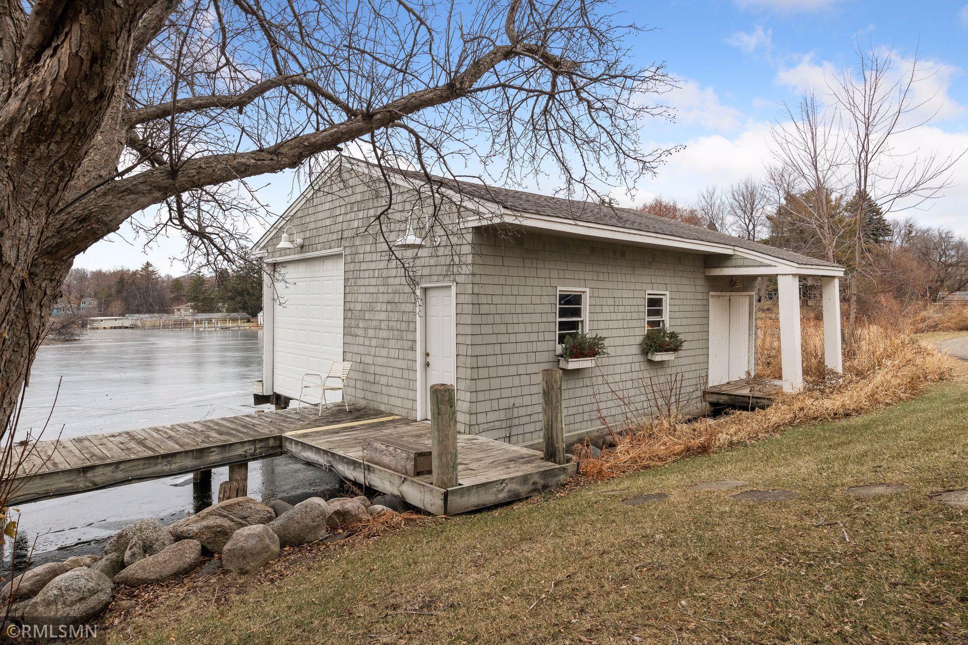 2745 Shadywood Road Orono, MN 55331 - Photo 14 of 83