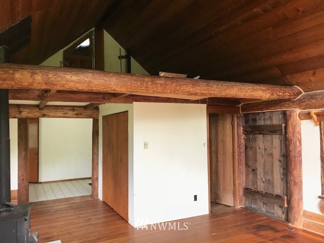 3618 Nelson Road Deming, WA 98244 - Photo 12 of 25