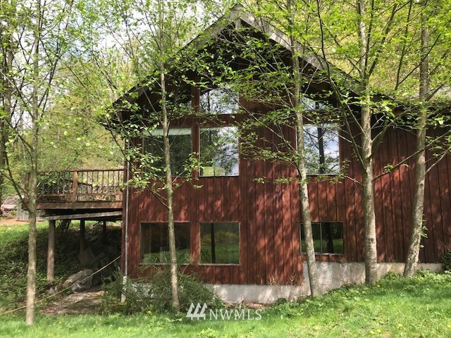 3618 Nelson Road Deming, WA 98244 - Photo 3 of 25