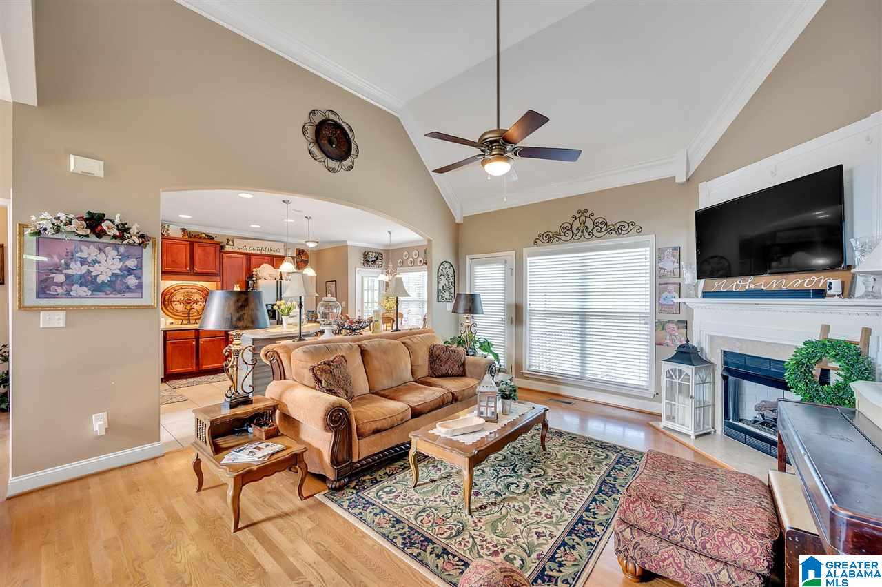 585 Overlook Road Fultondale, AL 35068 - Photo 4 of 27