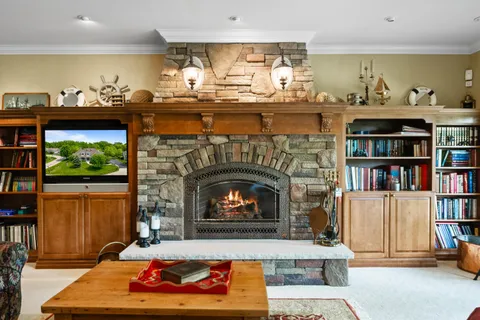 $1,199,000 | 1835 Hickory Hill, Unit 3401, Geneva, WI 53147