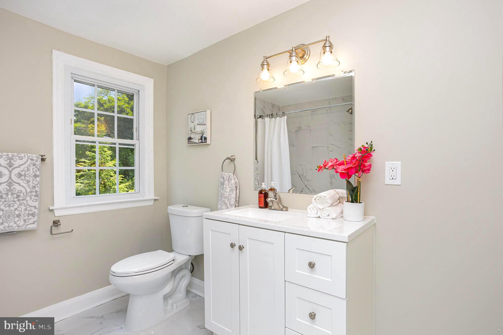 3001 Dunran Road Dundalk, MD 21222 - Photo 21 of 30 Upstairs Full Bath