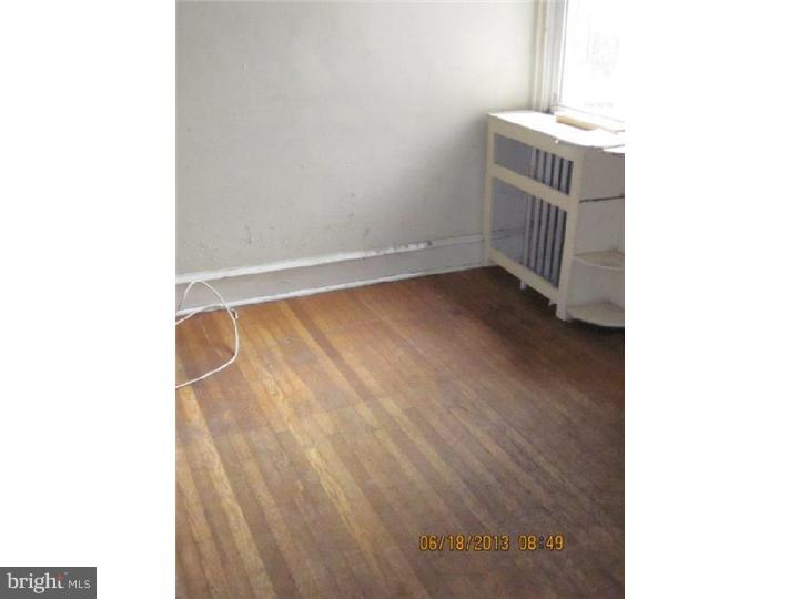 7246 Lamport Road Upper Darby, PA 19082 - Photo 5 of 13