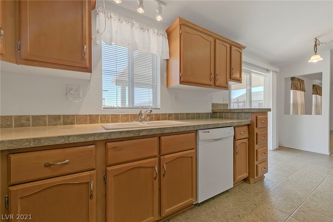 2470 West Blosser Ranch Road Pahrump, NV 89060 - Photo 13 of 50 Gallery Image 13