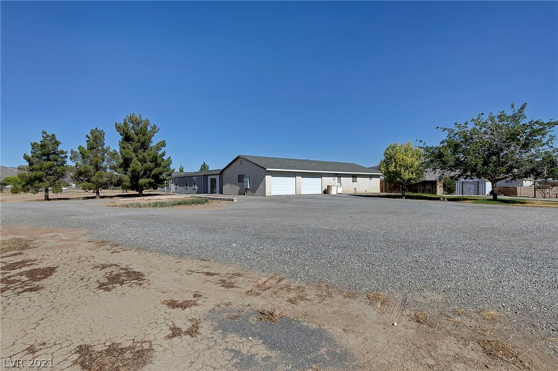 2470 West Blosser Ranch Road Pahrump, NV 89060 - Photo 7 of 50 Gallery Image 7