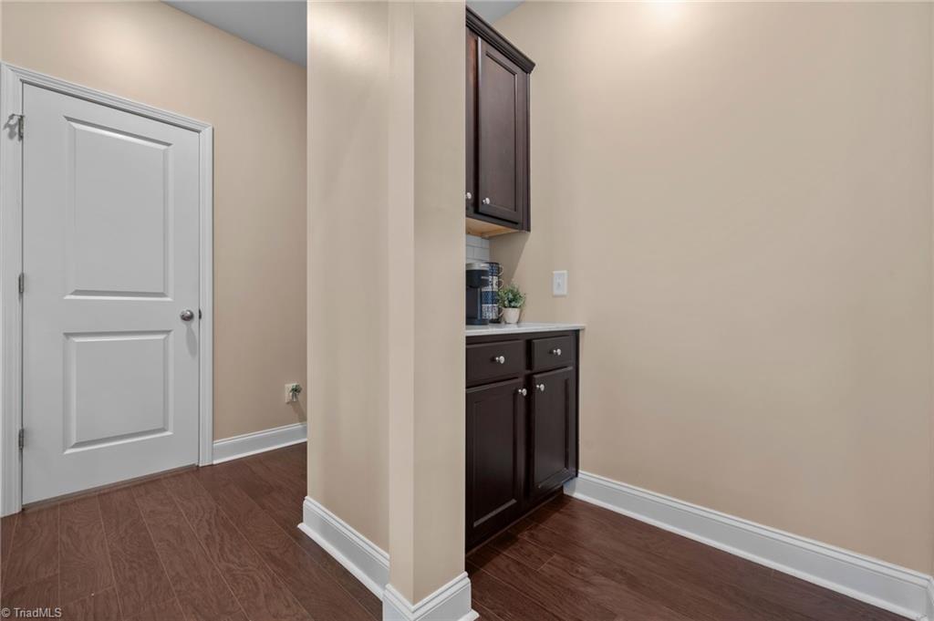 5619 Glad Acres Road Pfafftown, NC 27040 - Photo 20 of 45 Coffee Bar area