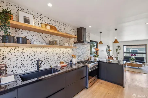 $1,695,000 | 54 Bradford Street, San Francisco, CA 94110