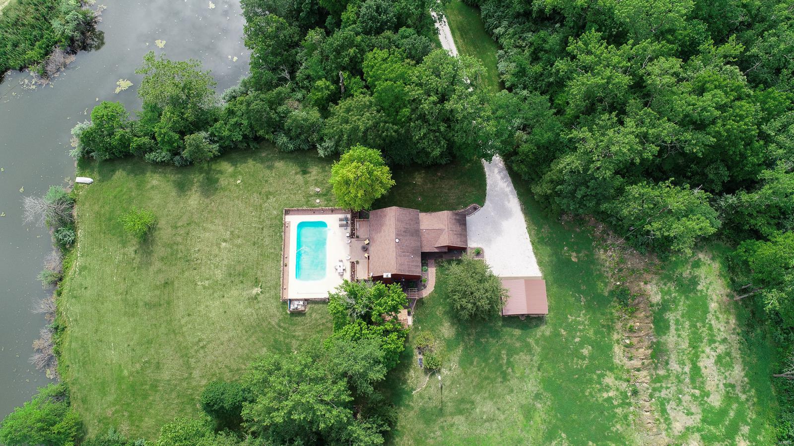 4718 Buck Ridge Road Freeburg, IL 62243 - Photo 3 of 52