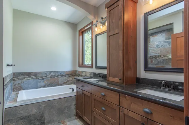 $594,900 | 11775 Forestview Drive South, Baxter, MN 56425