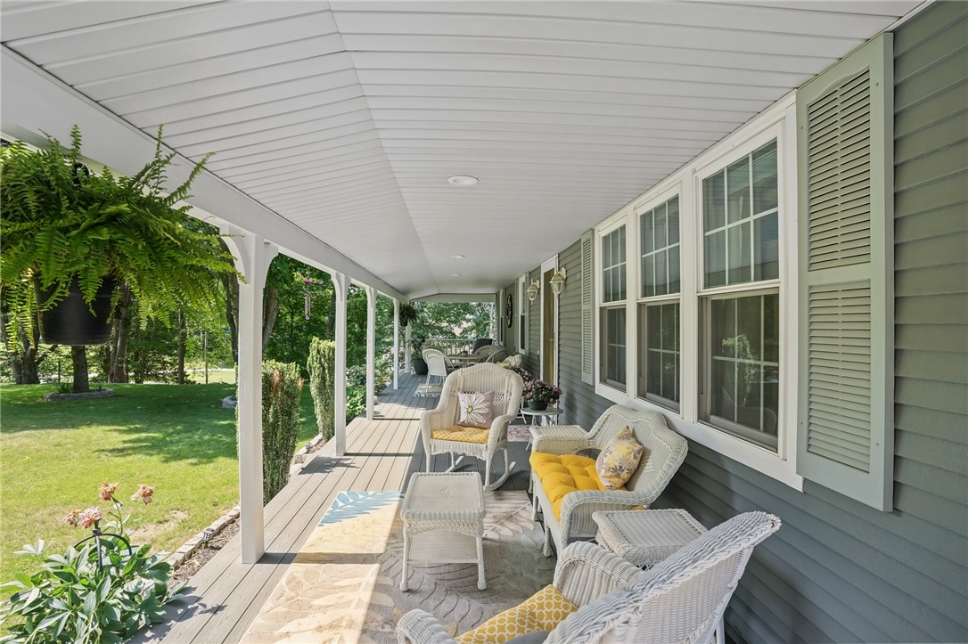 108 Sayles Hill Road North Smithfield, RI 02896 - Photo 4 of 50