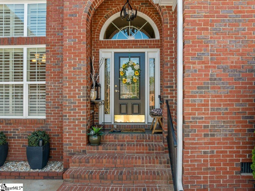 504 Spring Point Court Simpsonville, SC 29681 - Photo 3 of 46