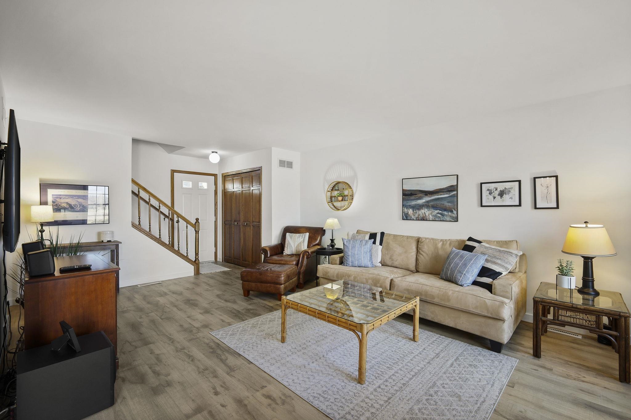 7372 Old Sauk Road Madison, WI 53717 - Photo 14 of 36