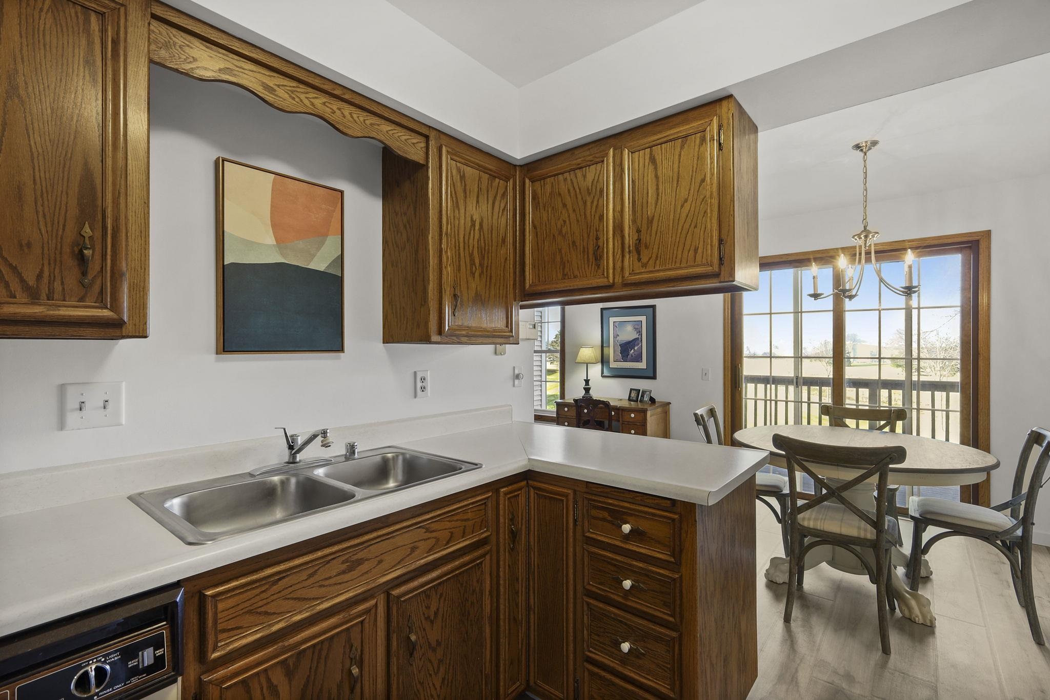 7372 Old Sauk Road Madison, WI 53717 - Photo 20 of 36