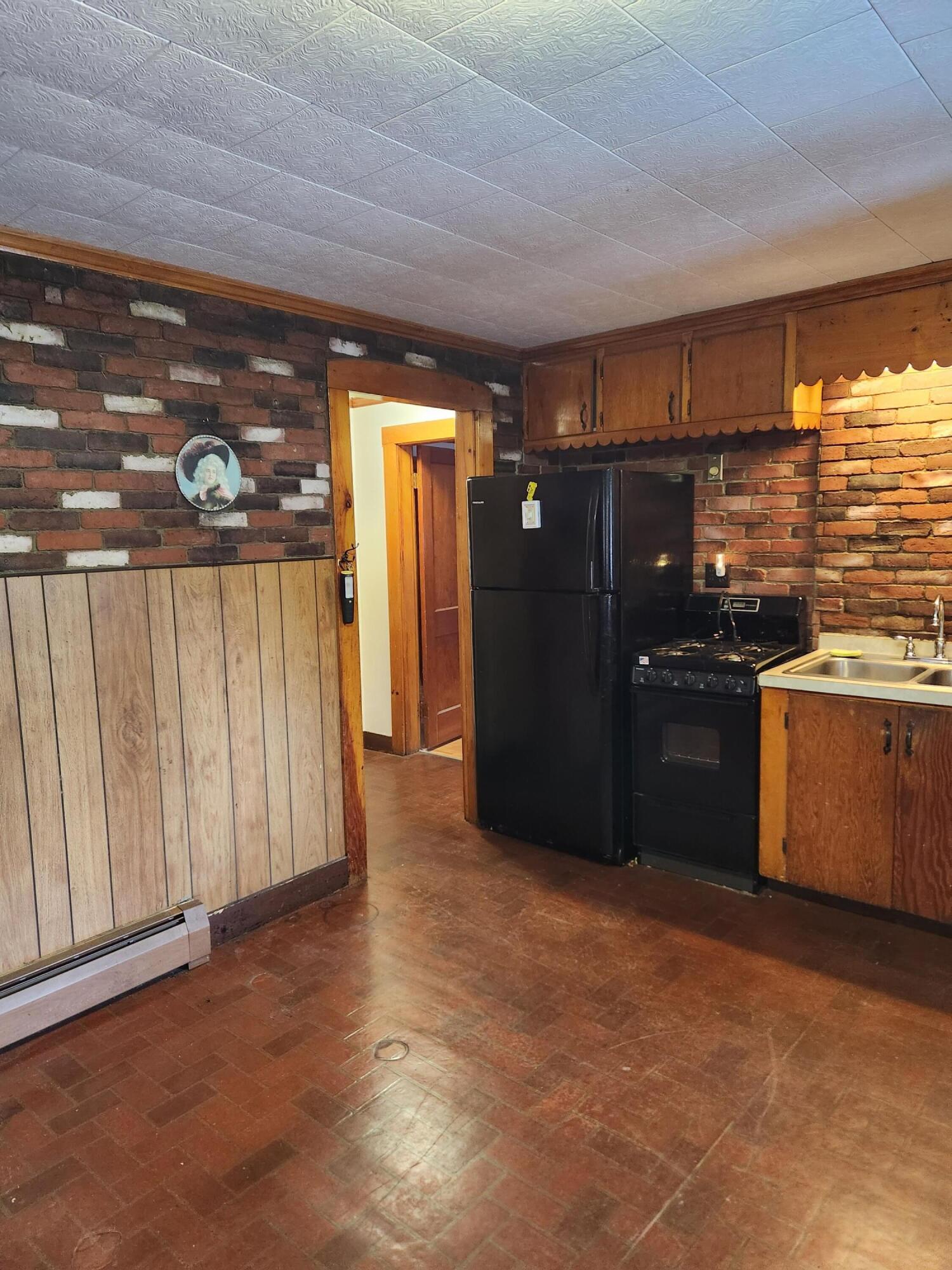 3 Roosevelt Street Springvale, ME 04083 - Photo 6 of 15 Kitchen
