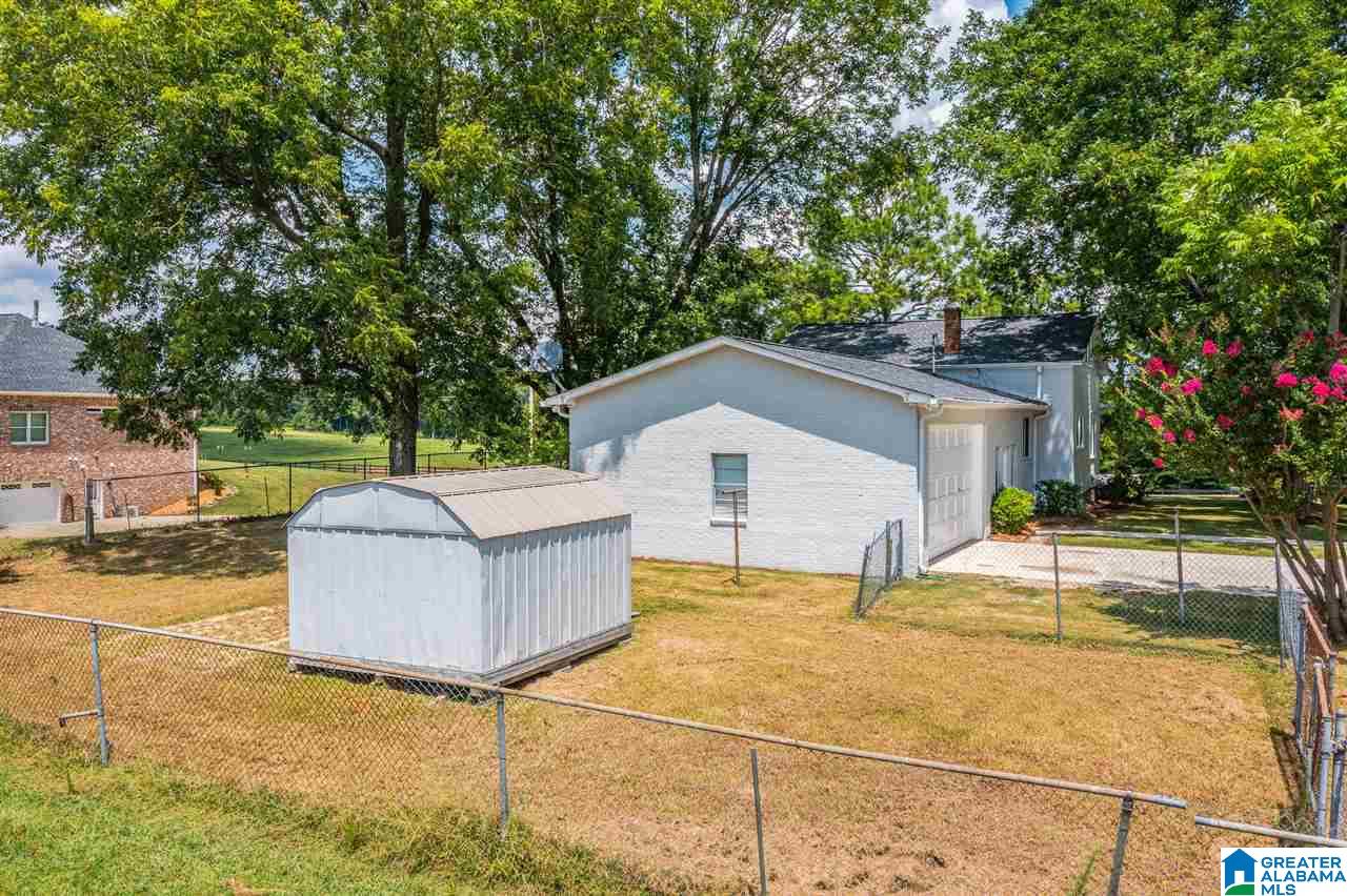1647 East Hanceville Road Cullman, AL 35055 - Photo 8 of 31