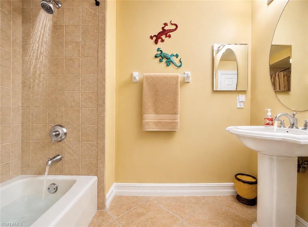 1277 Rialto Way, Unit 102 Naples, FL 34114 - Photo 24 of 34