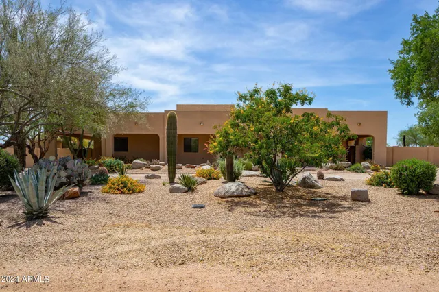 $5,600 | 26960 North 61st Street, Scottsdale, AZ 85266