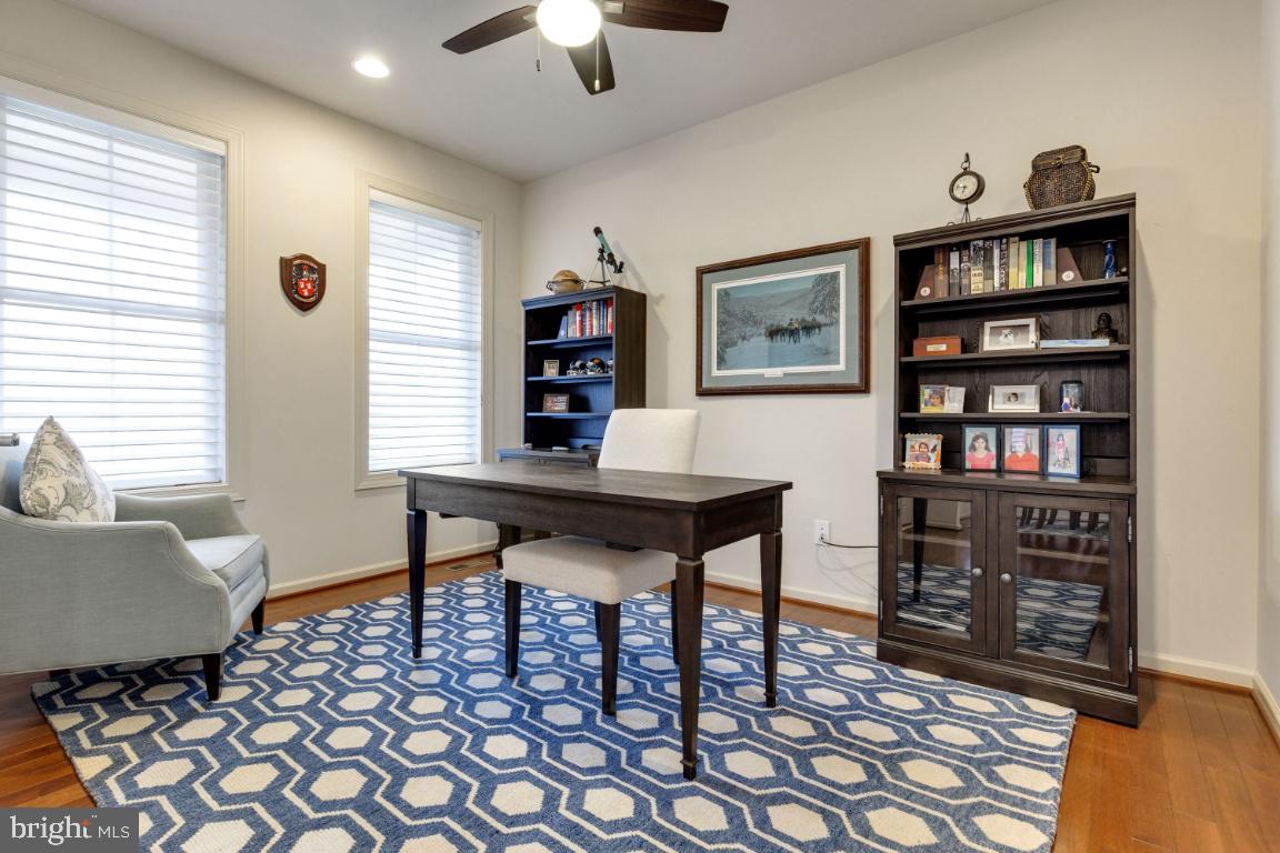23578 Prosperity Ridge Place Brambleton, VA 20148 - Photo 17 of 42 Great Home Office